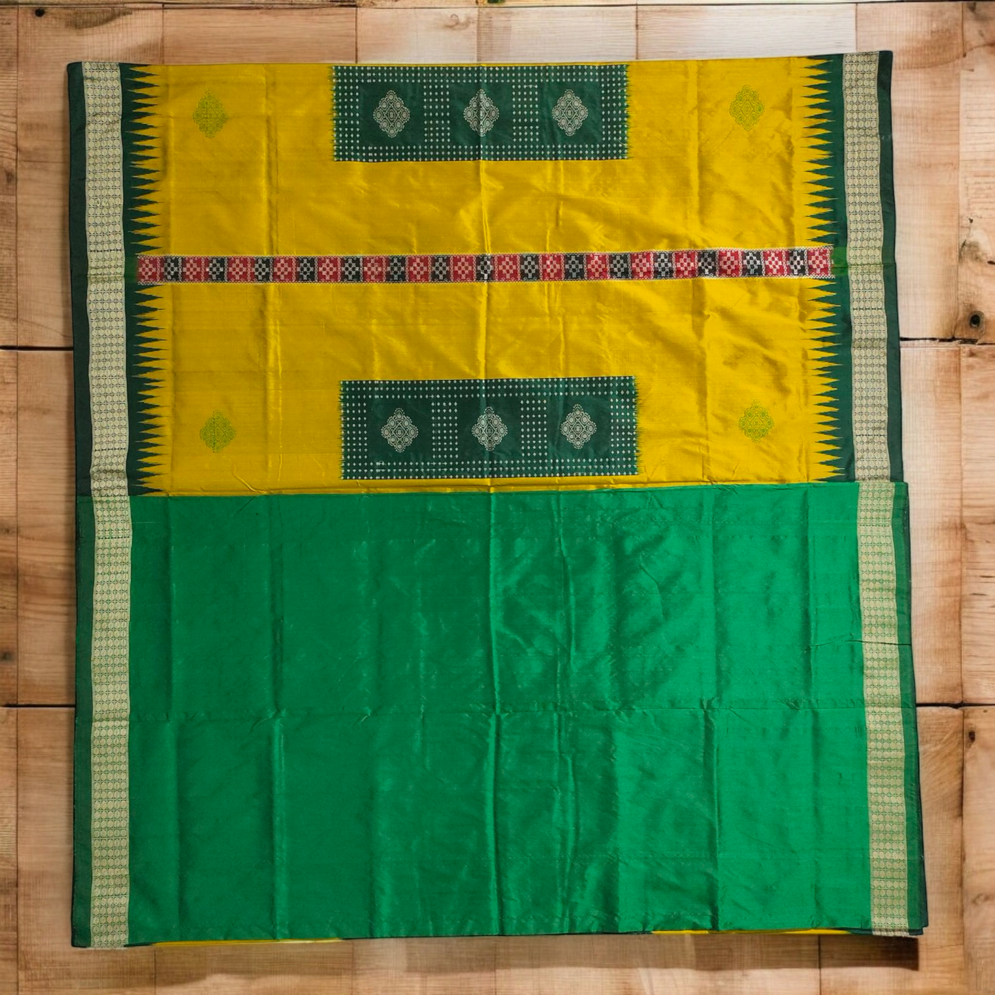TSC Pure Bomkai Silk Saree in Bottle Green with Pasapalli Border | Handwoven Sambalpuri Silk