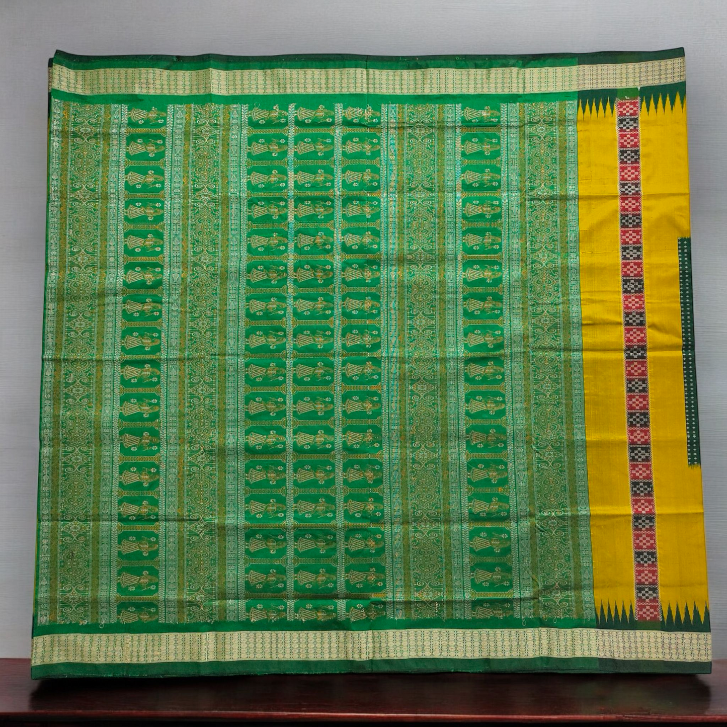 TSC Pure Bomkai Silk Saree in Bottle Green with Pasapalli Border | Handwoven Sambalpuri Silk