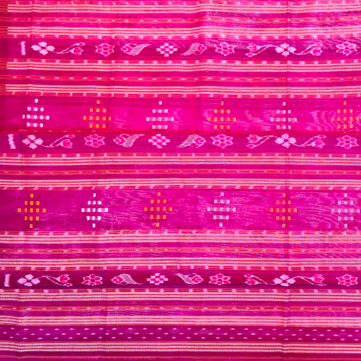 TSC Suta Bapta Saree in Pink and Maroon with Temple | Floral Motifs